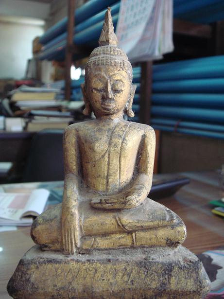 พระบูชา แท้ไหมครับ รบกวนครับ