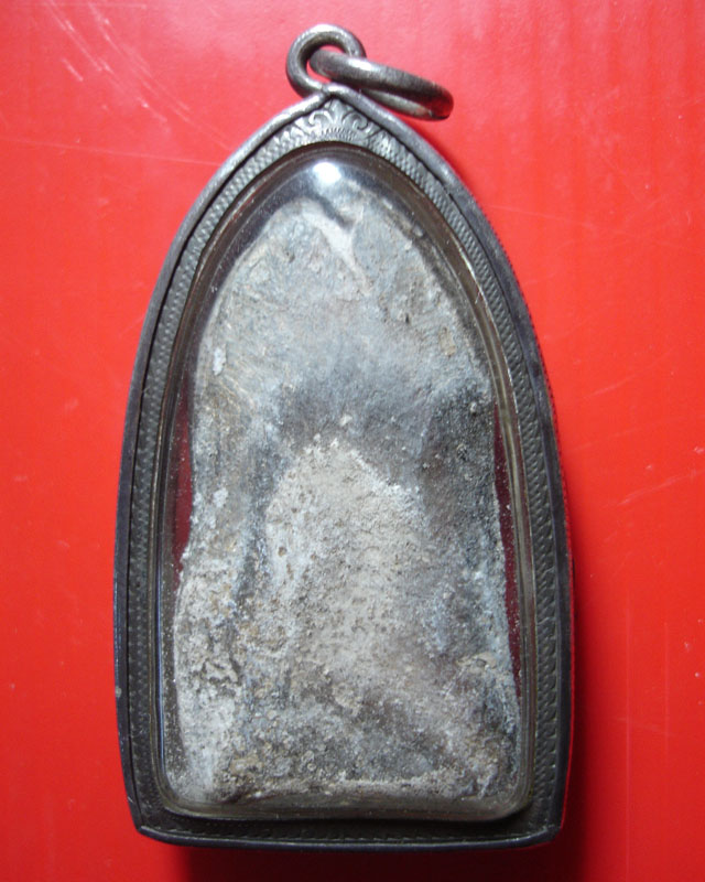 ขอความอนุเคราะห์ดูพระให้ด้วยครับ