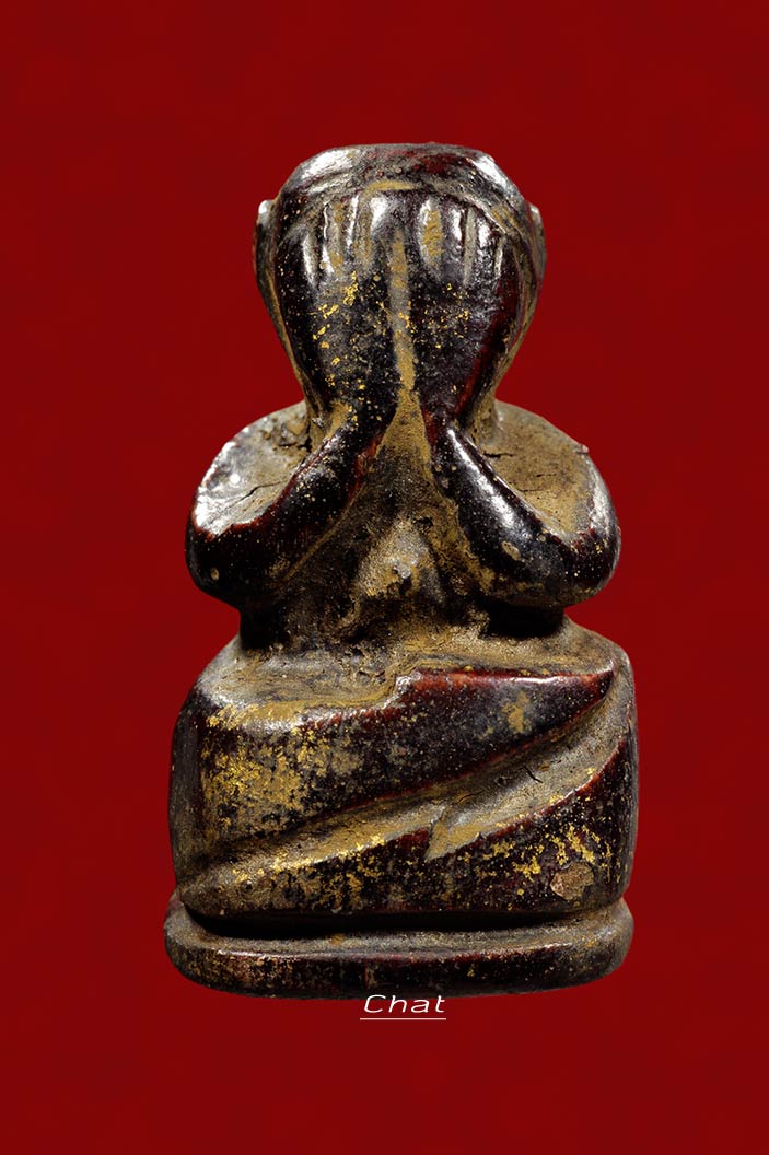 พระปิดตาไม้แกะเก่า ก้นอุดชันโรง