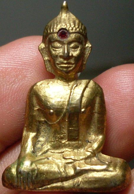 หลวงพ่อพระใส...