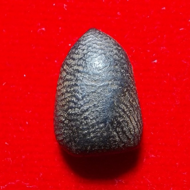 พิจารณาพระปิดตาให้ด้วยครับ