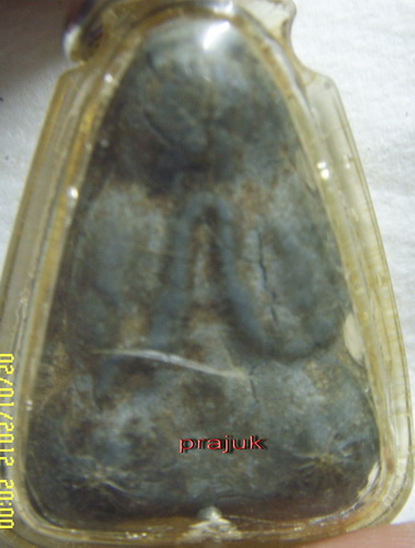 พระปิดตา 2 หน้าเนื้อชินตะกัวมีอายุพอสมควรน่าจะเป็นพระเกจิแต่ไม่ทราบว่าออกที่ใด