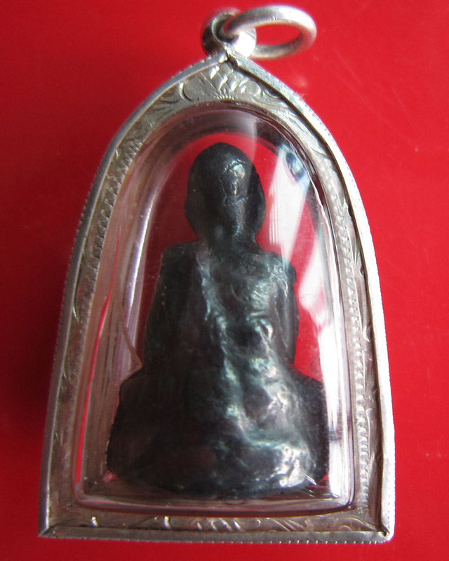 รบกวนด้วยครับ รูปหล่อเนื้อเมฆพัด ไม่ทราบที่