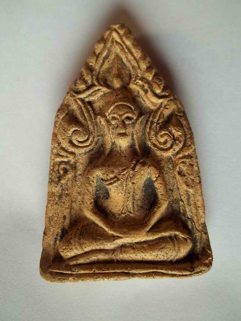 ขุนแผนทรงพลใหญ่บ้านกร่าง ไม่รู้จริงหรือเปล่า ขอผู้รู้ช่วยติชม เต็มที่เลยครับ