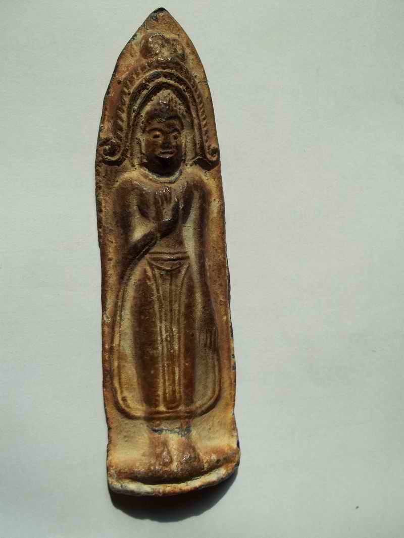 พระร่วงยืนซุ้มระฆัง กรุสวรรคโลก  ช่วยดูให้หน่อยครับ