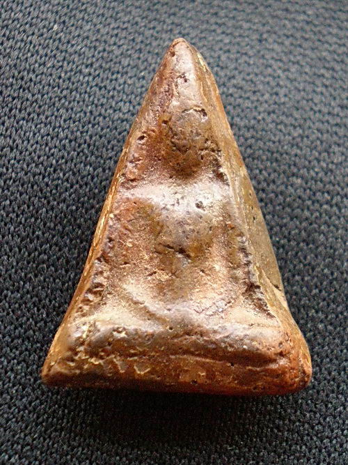 พระกรุหรือพระเกจิครับ ดูให้ที