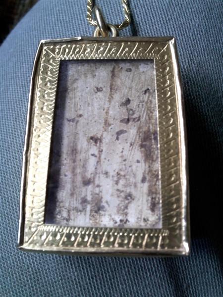 สมเด็จกรมท่า  องค์นี้รุ่นไหนครับ