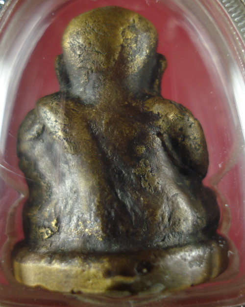 ช่วยดูหลวงพ่อเงิน ให้ทีว่าออกวัดไหนครับ