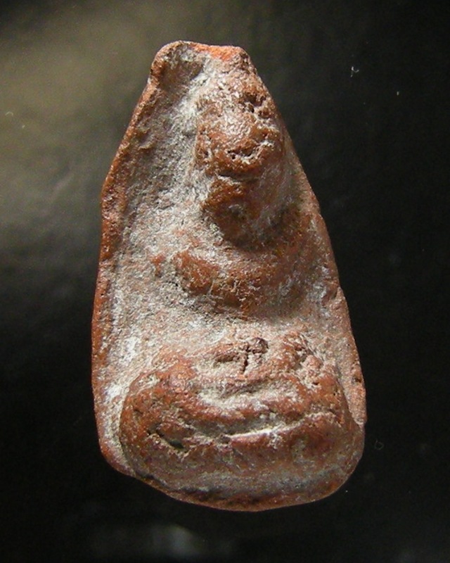 เรียนพี่ๆขอให้ช่วยดูพระกรุถ้ำเสือให้หน่อยครับ