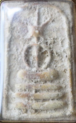 รบกวนช่วยดูให้หน่อยครับ 