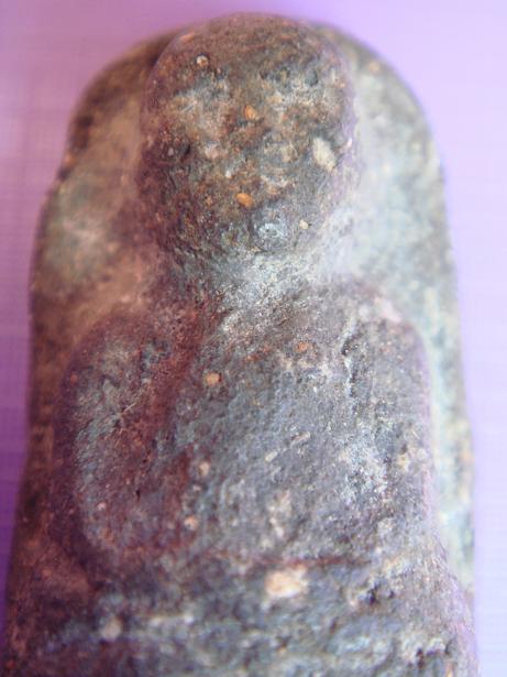 หลวงปู่ทวด เนื้อว่าน แท้ไหมครับ รบกวนครับ