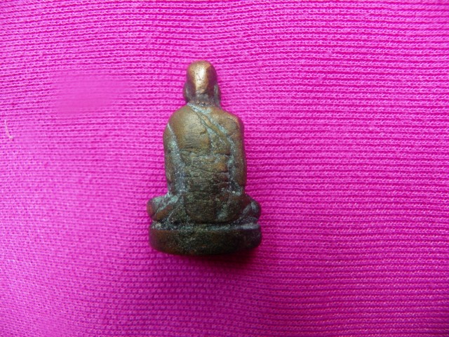 หลวงพ่อทบหน้าฝรั่ง(องค์ที่2)