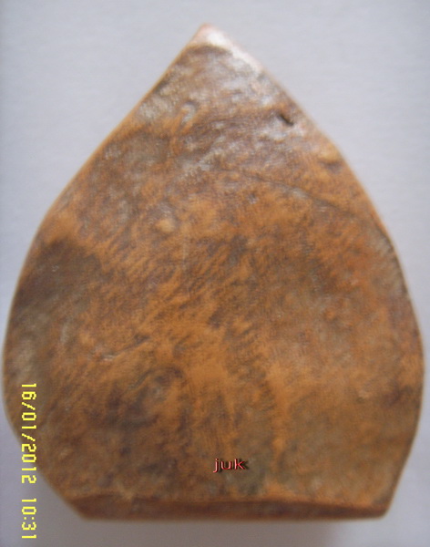 พระเนื้อดินใช่พระกรุไหมพิมพ์อะไรครับ