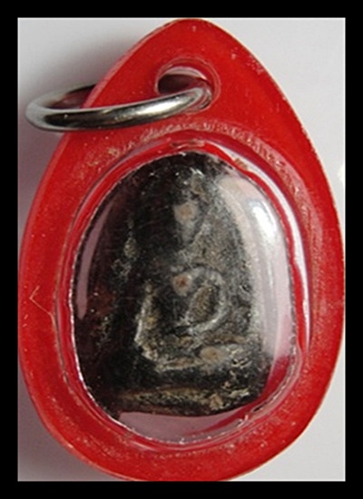 ขอความรู้จากท่านสมาชิกเรื่องพระกรุ