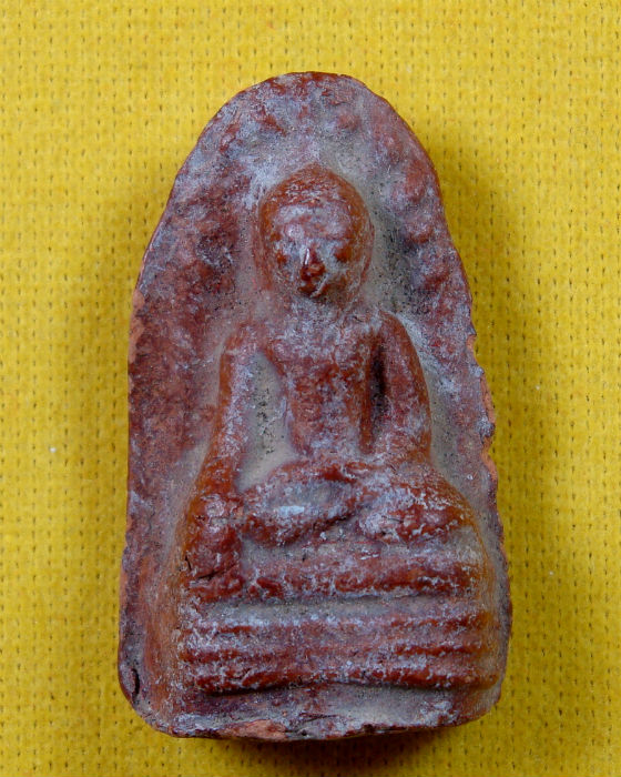 รบกวนช่วยตรวจสอบพระรอดครับ