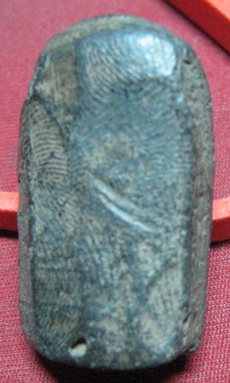 รบกวนพี่ๆชี้จุดให้หน่อยครับใช่พระคงลำพูนหรือไม่ครับ