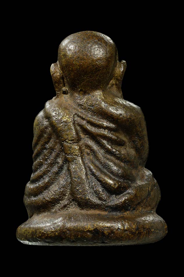 รบกวนช่วยดูหน่อยครับ หลวงพ่อเงินกรุวัดอะไรครับ