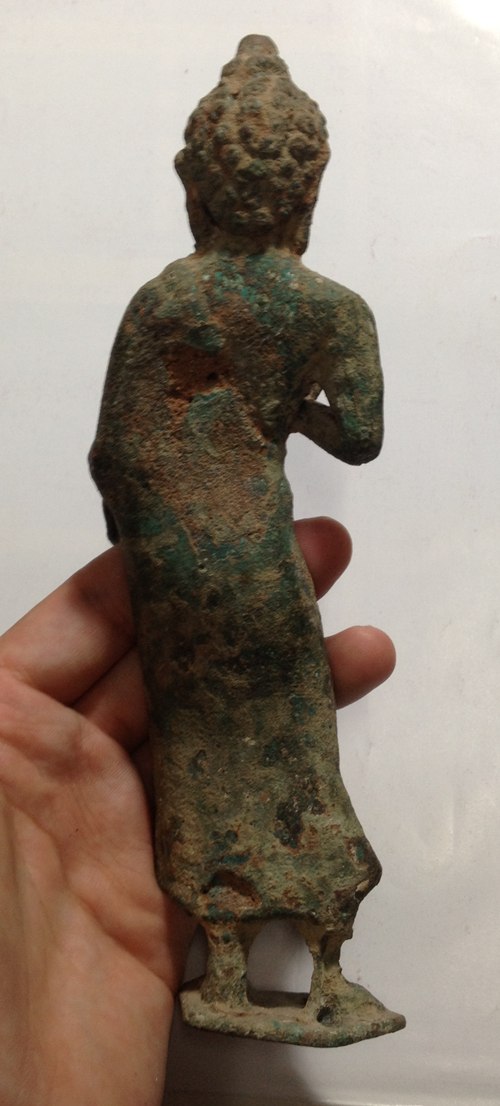 สอบถามพระบูชา ยืน หน่อยครับอยากทราบยุค