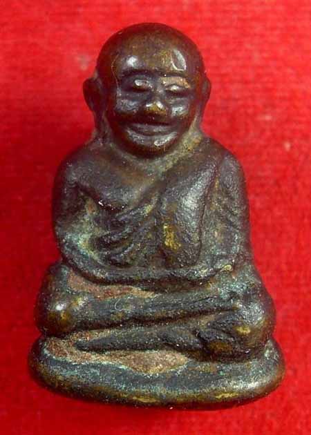 หลวงพ่อเงินพิมพ์นิยม กรุวัดท้ายน้ำ ตอกโค๊ตนะ ช่วยดูให้หน่อยครับ