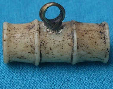 	 ตะโพน หลวงพ่อภักตร์ สามโก้ อ่างทอง แกะมือ เนื้อเขากวาง อุดผง ห่วงทองเหลืองเก่า