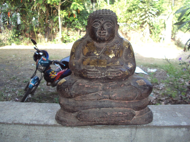 รบกวนวิจารย์พระคุณพ่อให้หน่อยครับ