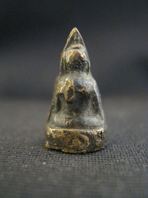 พระชัยวัฒน์ แต่แปลกที่ เขย่าดัง เนื้อหาเก่า แต่ไม่ทราบวัดครับ