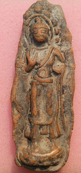 พระอะไรไม่รู้ครับชว่ยตอบดว้ย