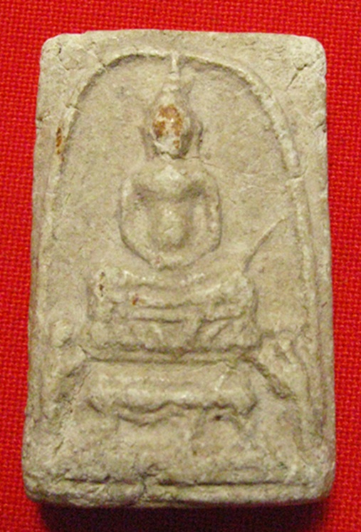 พระสมเด็จองค์หนาๆ องค์นี้ของวัดใหนครับ ช่วยดูให้หน่อยครับ