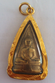 หลวงพ่อโสธร รุ่นอกแหวน 2 ด้าน 