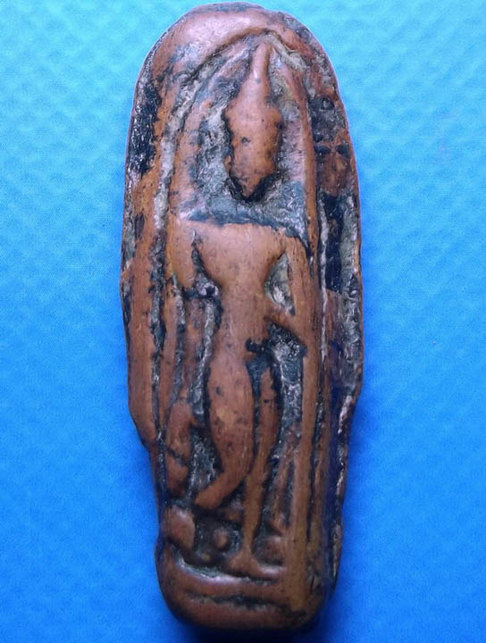 พระกำแพง เม็ดขนุน