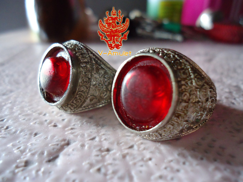 อยากได้ แหวนหัวน้ำมันหลวงพ่อวรพรต