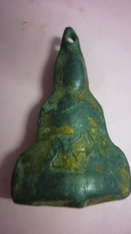 รบกวนสอบถามครับพระอะไรกรุไหนแท้หรือเทียมครับ