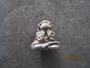 พระปิดตาเนื้อตะกั่วไม่ทราบที่คะ