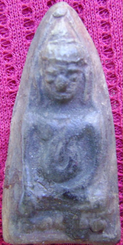 พระหูยาน เนื้อดิน