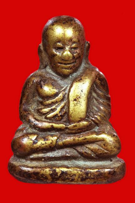 หลวงพ่อเงินพิมพ์นิยม ลุ้นสุดโก่งอีกองค์ พอมีแวว ผ่านไหมครับ