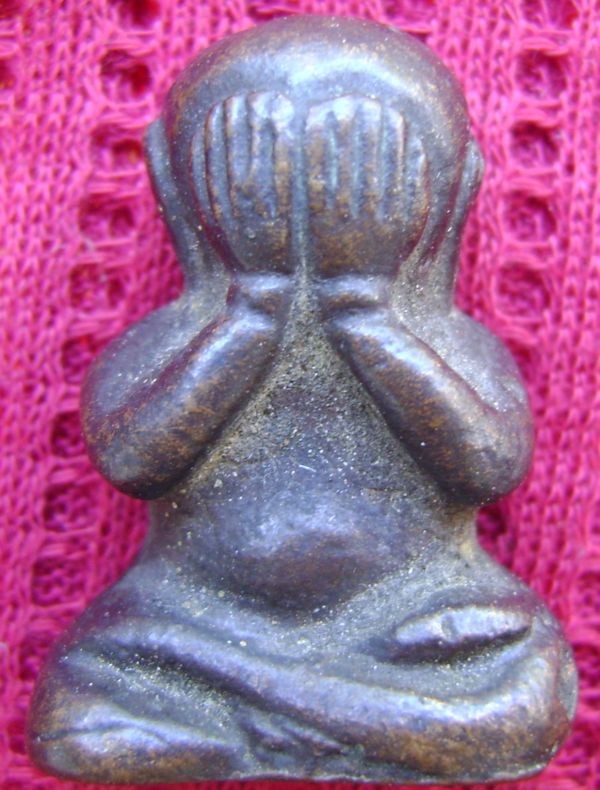 พระปิดตา เนื้อทองแดงเก่า