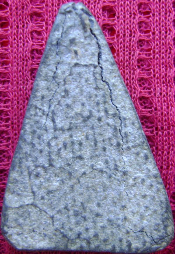 พระนางพญา เนื้อตะกั่ว