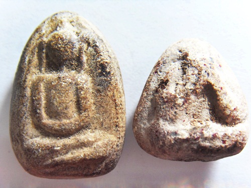 รบกวนสอบถาม ..พระกรุใช่ไหมค่ะ