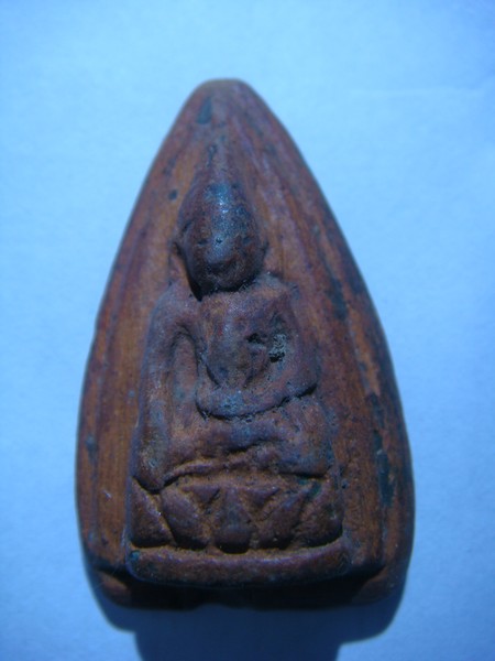 เรียกว่าพระอะไรครับ