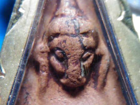 พระผงสุพรรณสมาชิกช่วยพิจารณาด้วยครับ