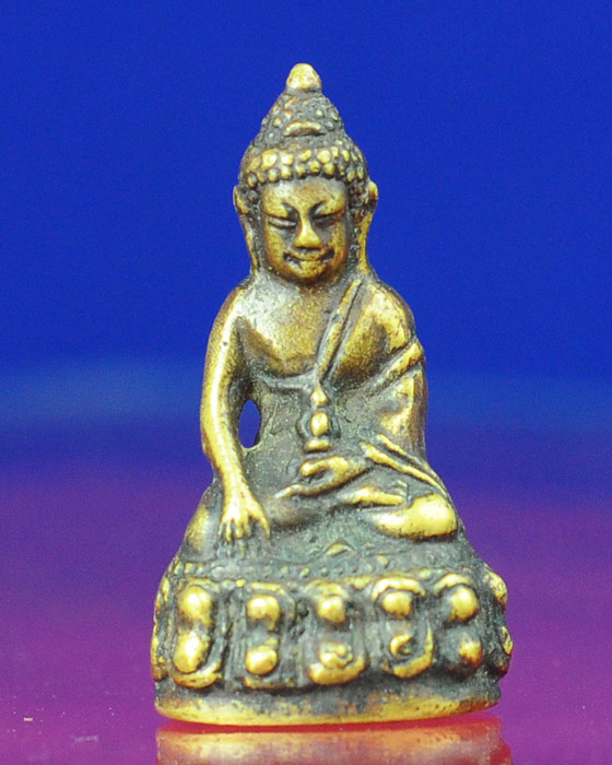 พระกริ่งไม่ทราบที่ ช่วยทีนะคับ