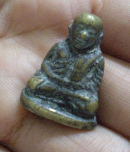 หลวงพ่อเงินค่ะ ไม่ทราบแท้หรือไม่ค่ะ