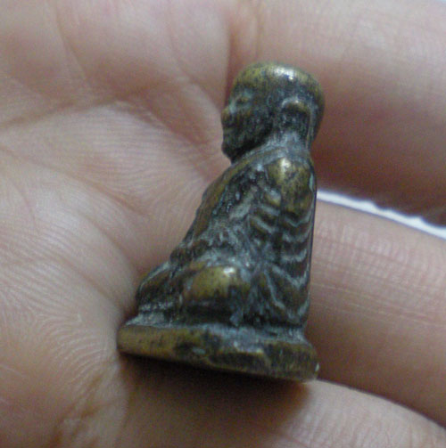 หลวงพ่อเงินค่ะ ไม่ทราบแท้หรือไม่ค่ะ