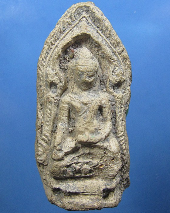 [Auto] tithi81 - พระนางจามเทวีซุ้มเรือนแก้ว เนื้อดิน