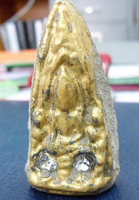 ท่านใดพอทราบบ้างครับ