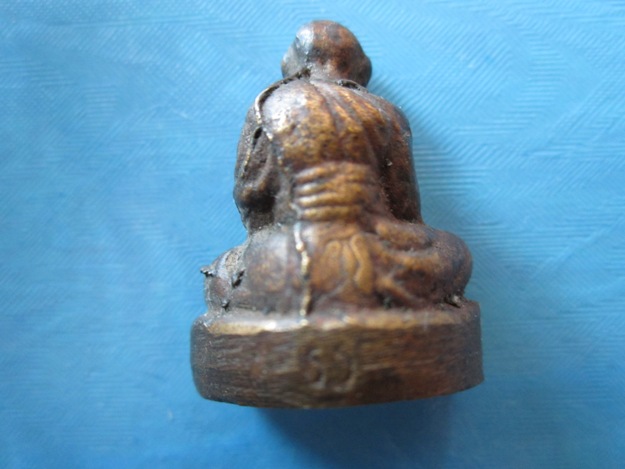 หลวงพ่อม้อยค่ะ