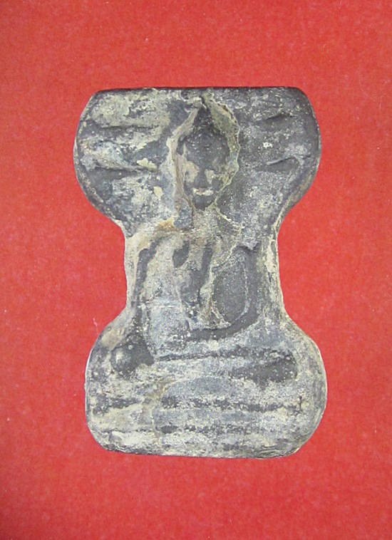 พระมเหศวร เนื้อชินครับ