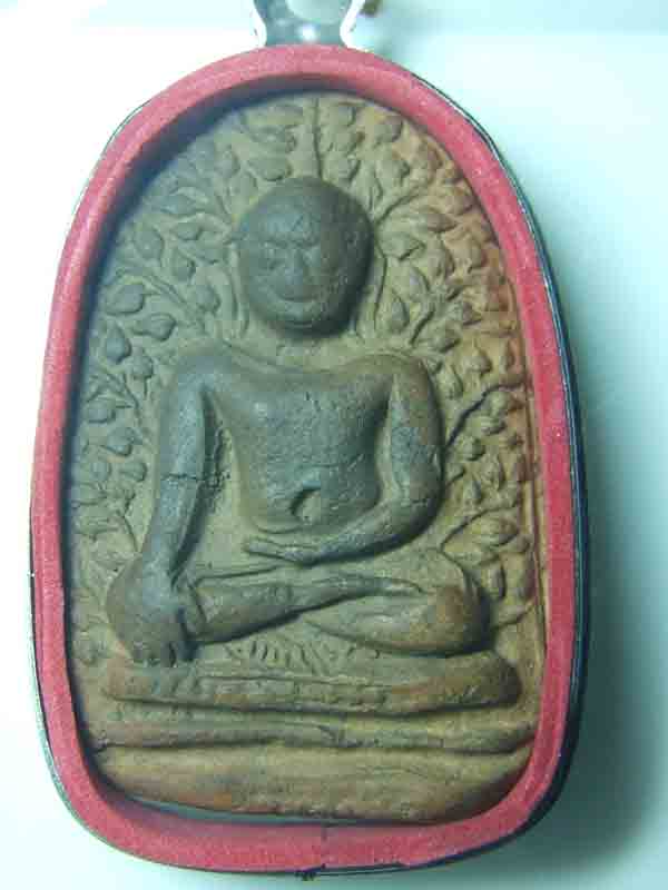 พระเปิม ลำพูนดีเปล่าครับ  ขอบตุณครับ