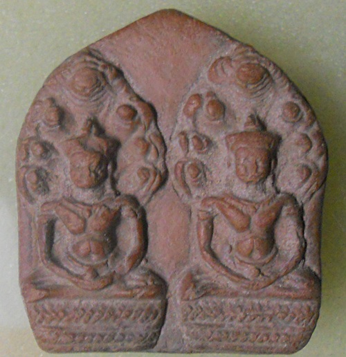 [Auto] ARGO - พระนาคปรก หลวงปู่สรวง เนื้อดินปราสาท ปี19 สภาพสวยแชมป์ 