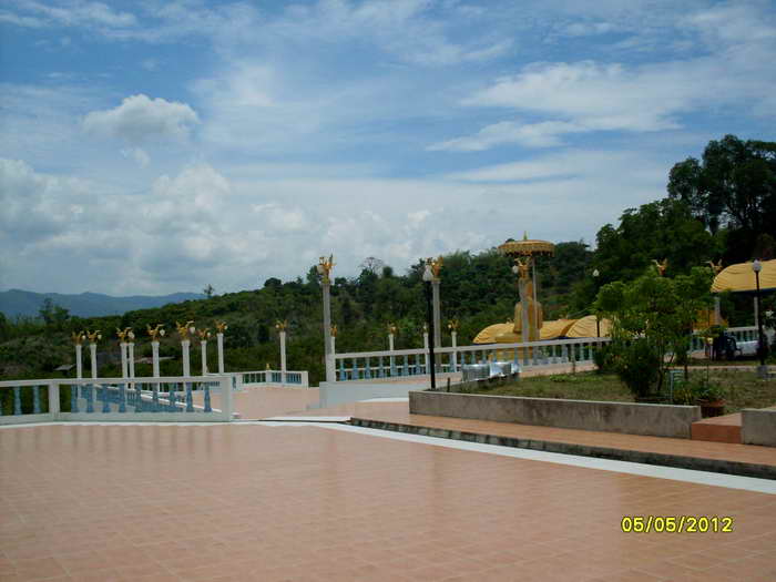 _/\_.........กลับจาก " ทัวร์บุญกับหลวงปู่วิไลย์ " ครับ ภาค 3 หลวงปู่ได้พักธาตุขันธ์........._/\_